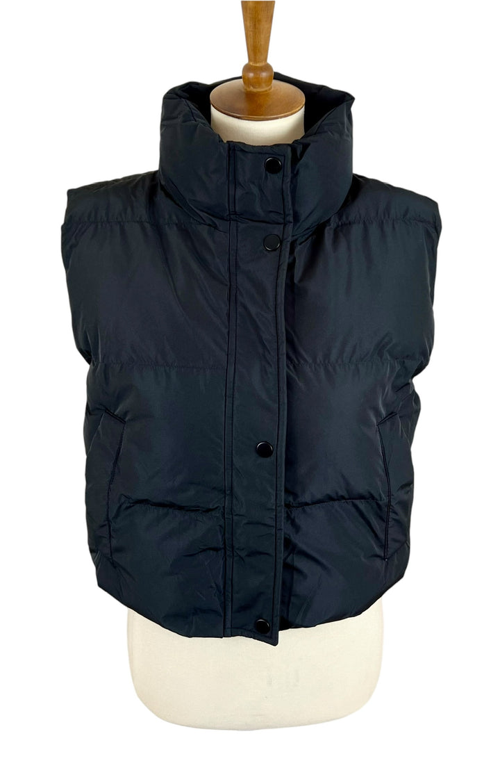 CCB Cropped Vest (Black)