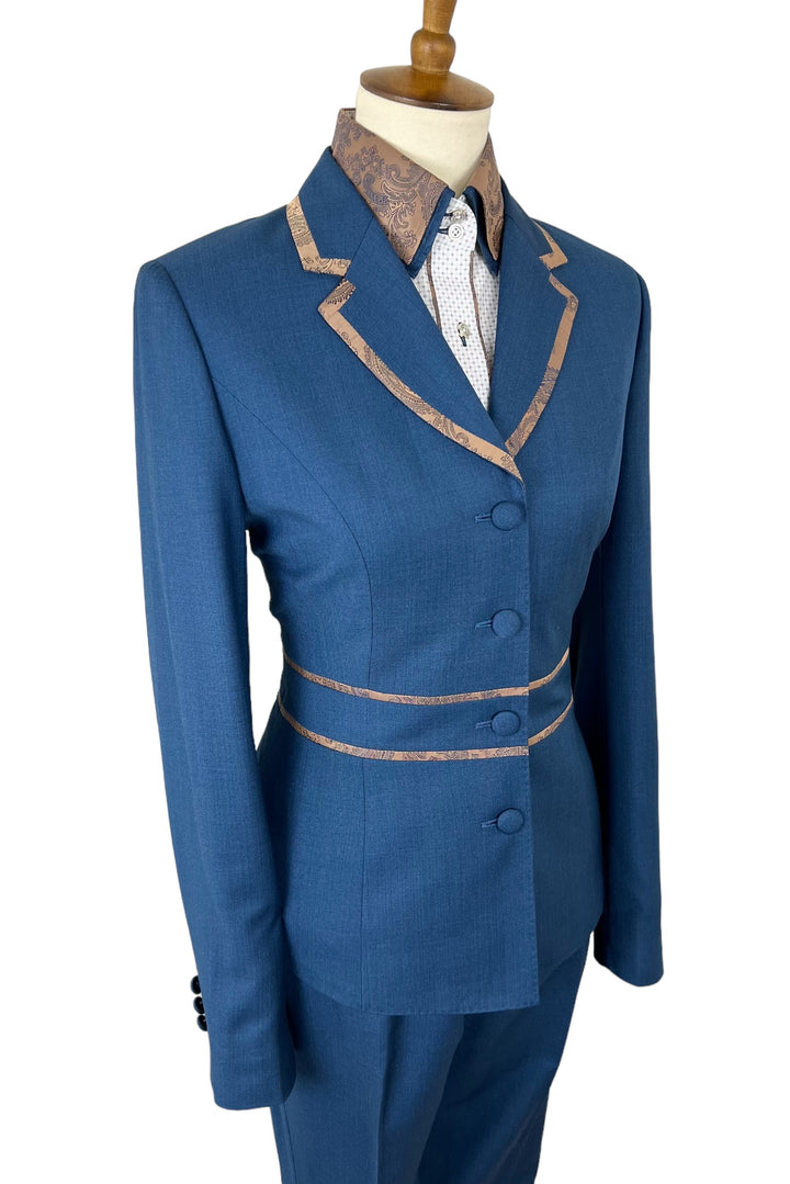 The Liesel Showmanship Suit