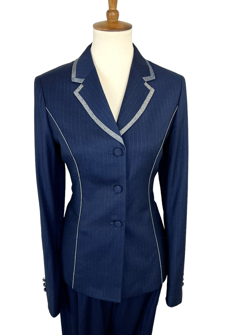 The Primrose Showmanship Suit
