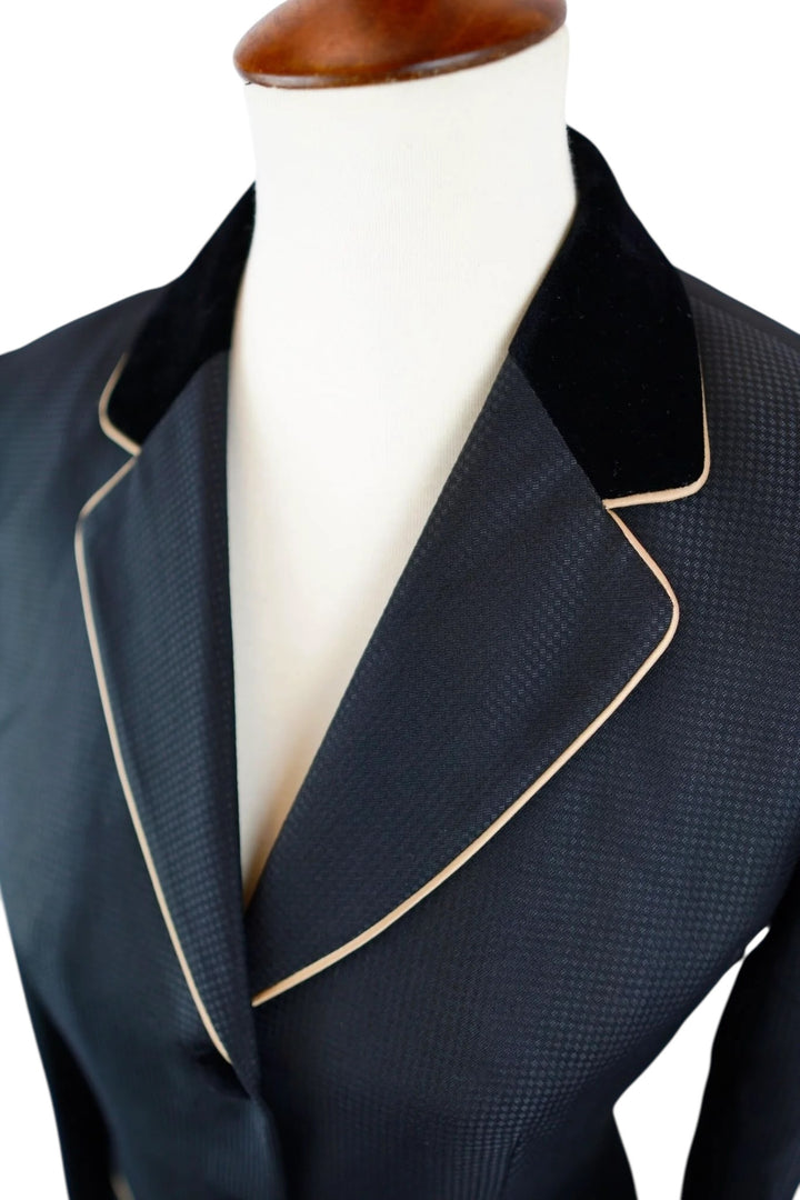 The Addison Hunt Coat (Size 14) - Ref. 222