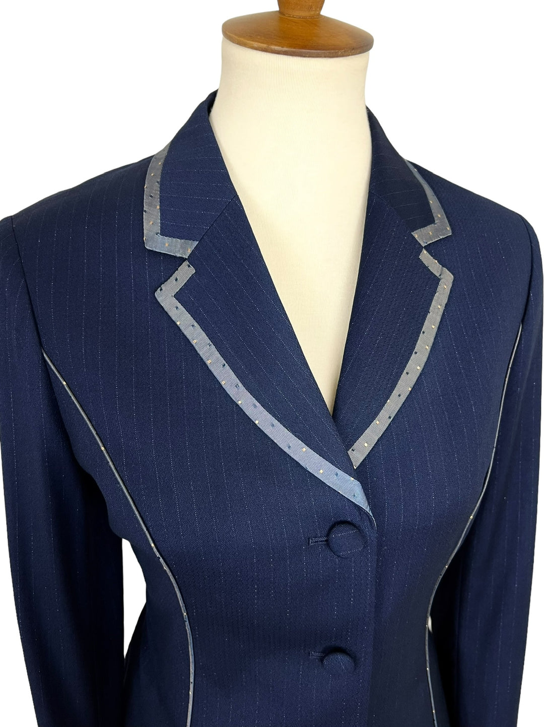 The Primrose Showmanship Suit