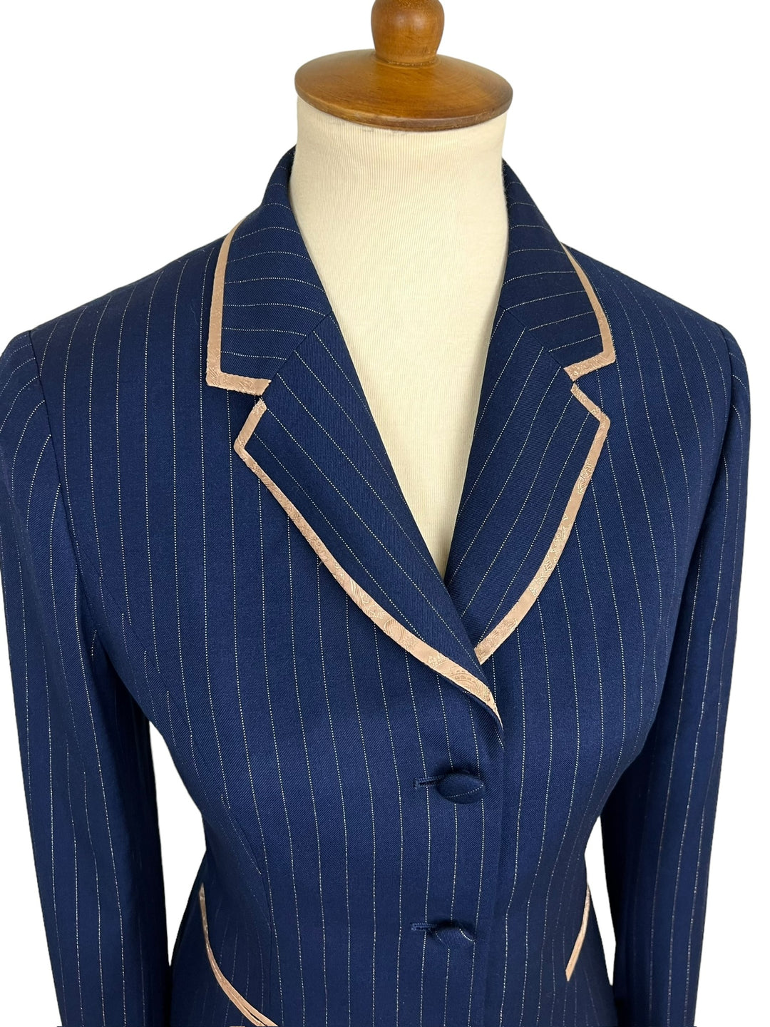 The Legacy Showmanship Suit
