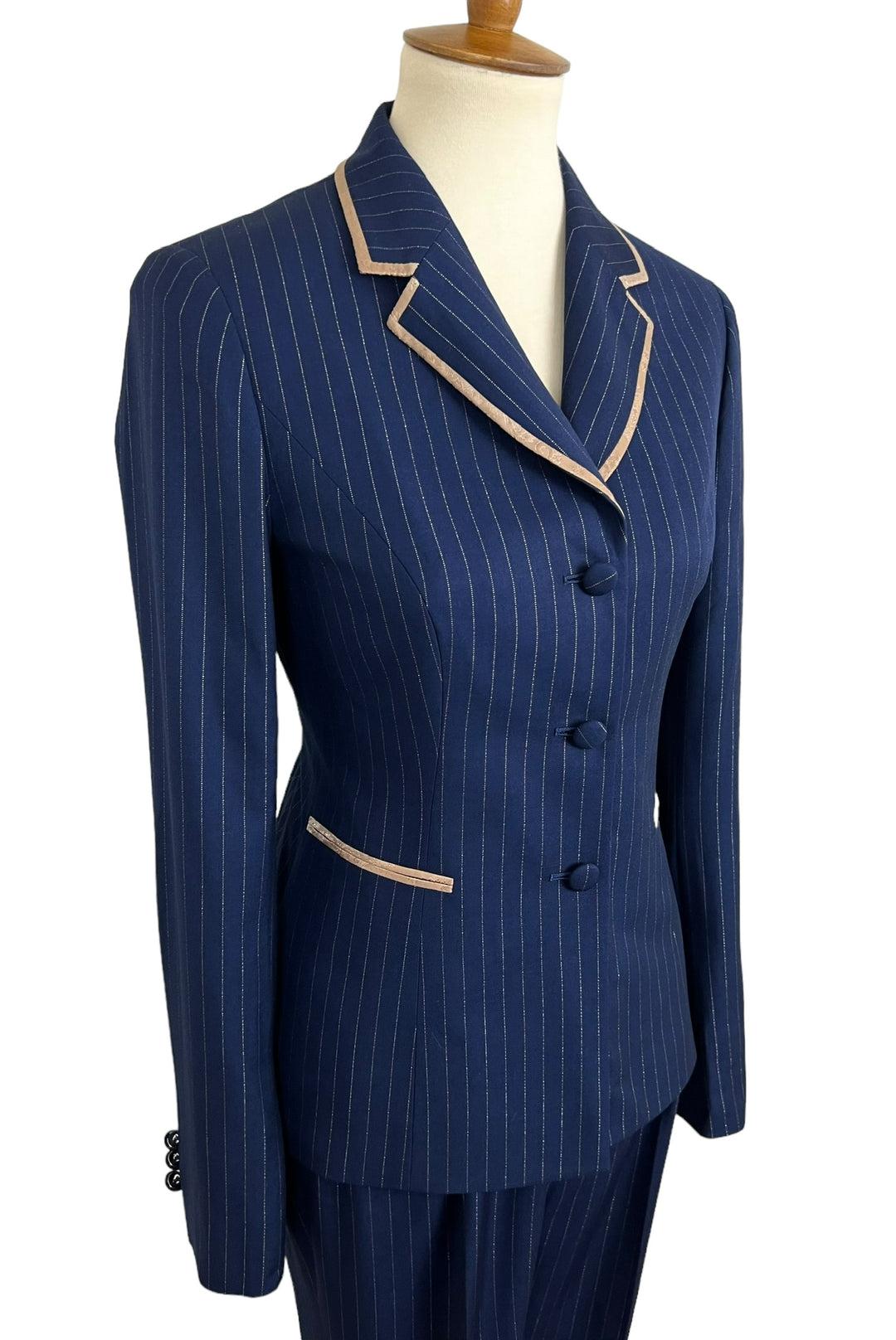 The Legacy Showmanship Suit