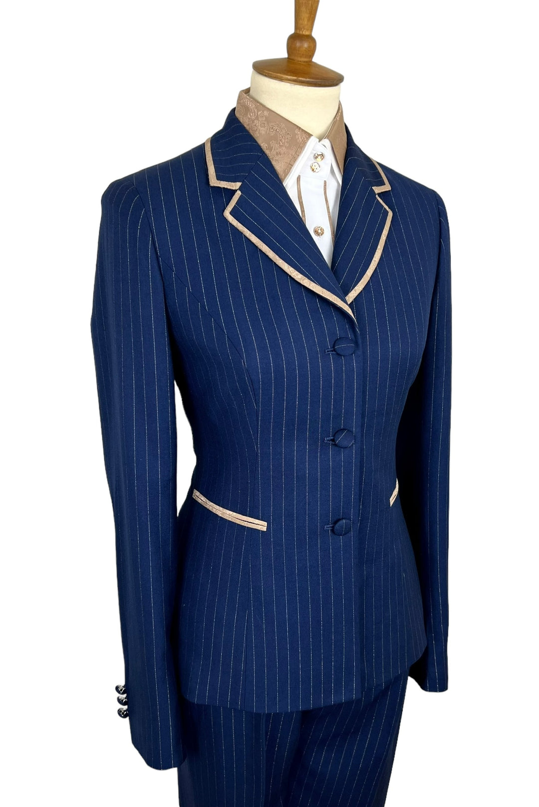 The Legacy Showmanship Suit