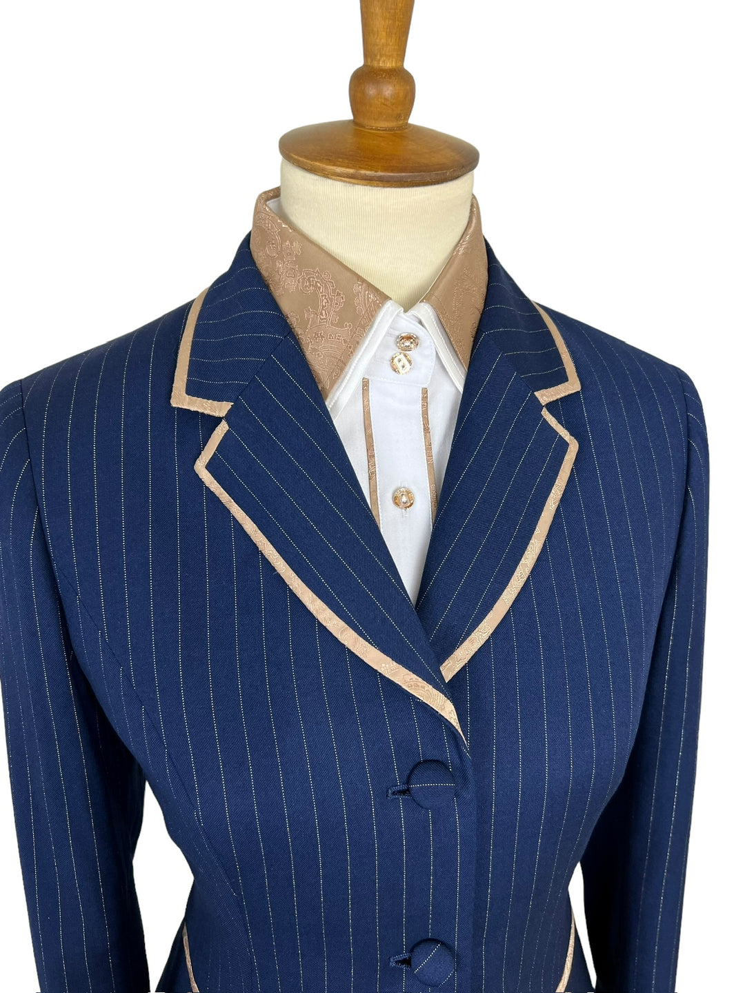 The Legacy Showmanship Suit