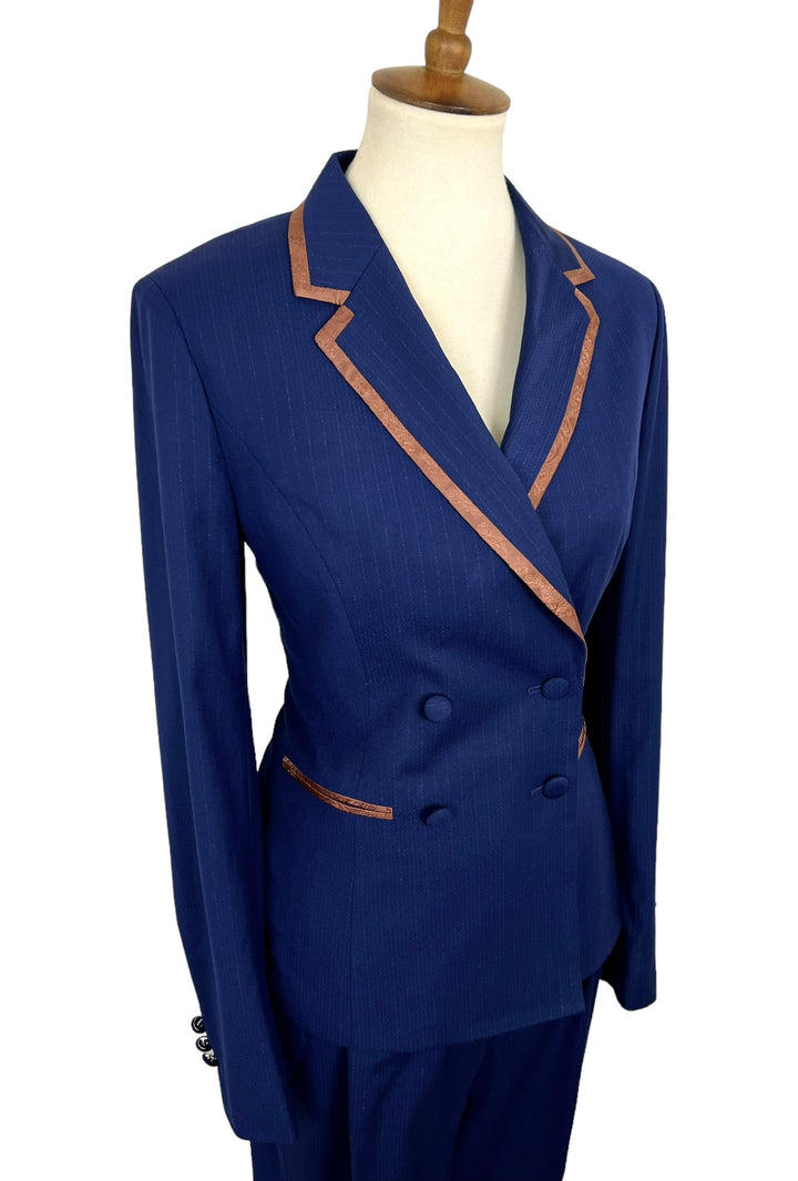 The Ginger Showmanship Suit