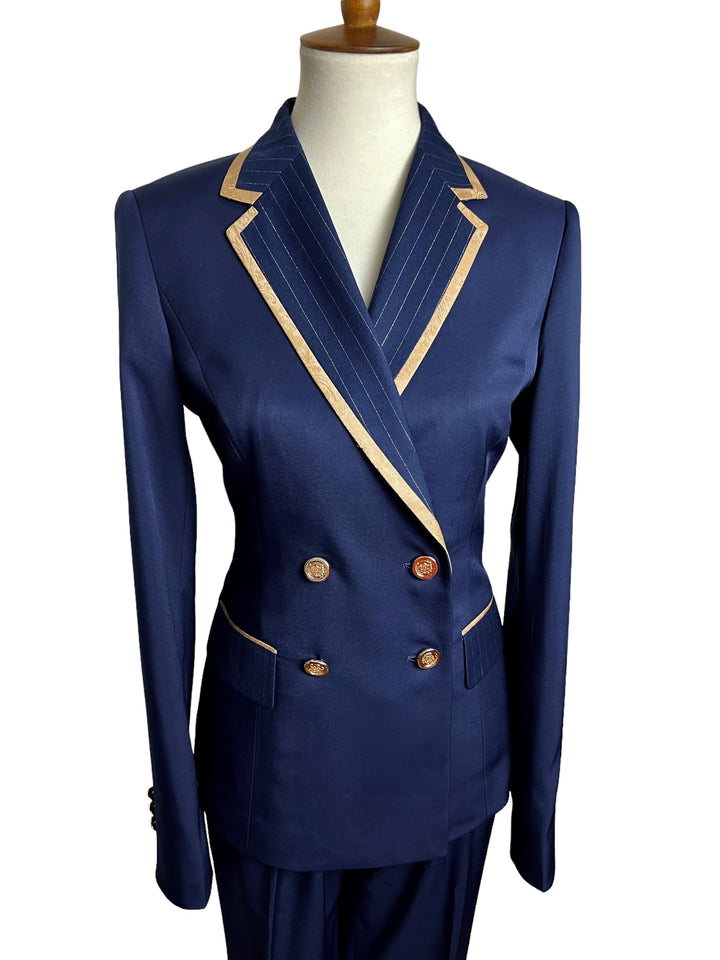The Annie Showmanship Suit